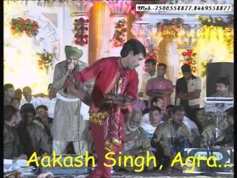 Thumbnail for maiya-tere-navratre-hai-mai-to-nachu-cham-cham-lyrics